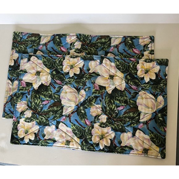 Magnolia flower placemats - handmade - 2 piece set first home gift - Picture 2 of 6
